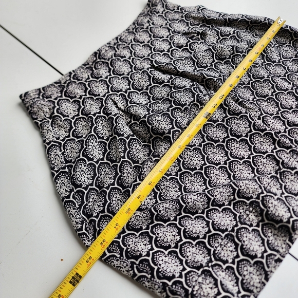 Ann Taylor Loft Womens Linen Blend A Line Skirt Back Zip Black Cream Print Sz 4 - Picture 6 of 11